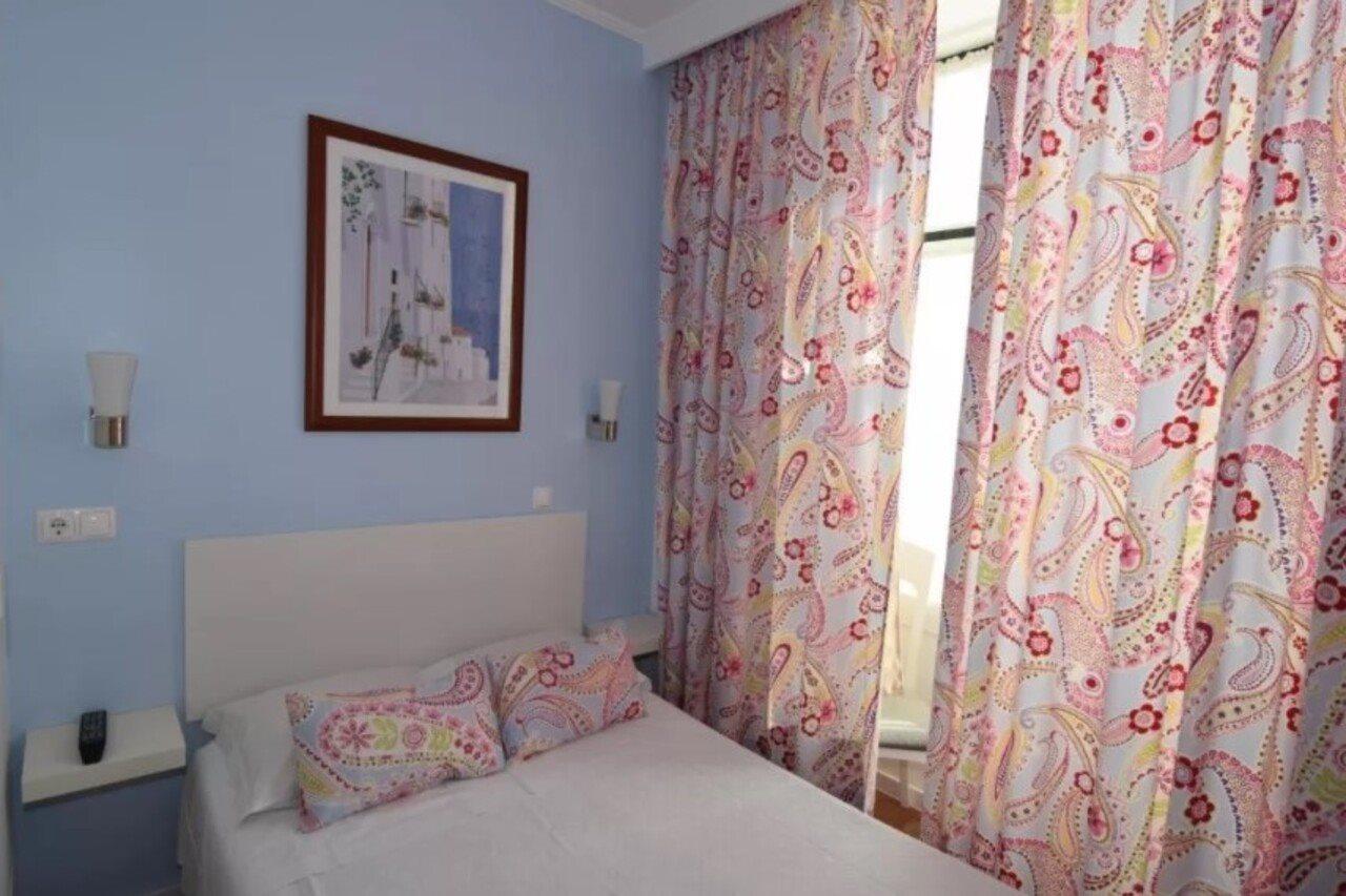 Pensao Flor Da Baixa Hotel Lisbon Exterior photo